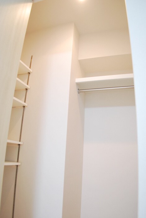 物件内観写真10　(収納)