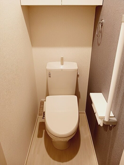 物件内観写真9　(トイレ)