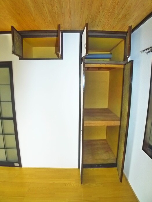 物件内観写真6　(収納)