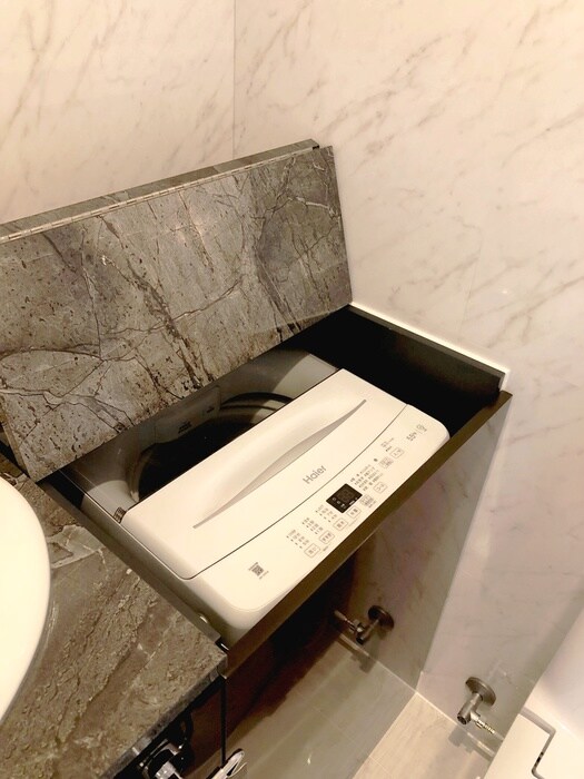 物件内観写真13　(洗濯機置場)