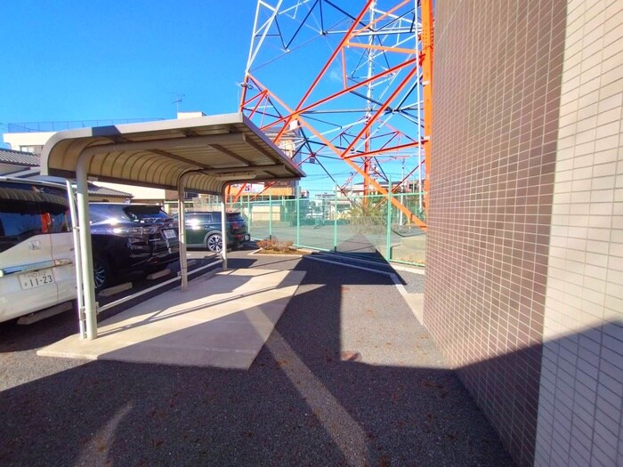 物件外観写真6　(駐輪場)