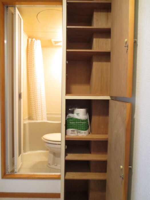 物件内観写真12　(玄関)