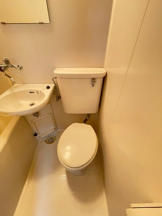 物件内観写真14　(トイレ)