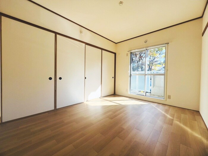 物件内観写真7　(居室)