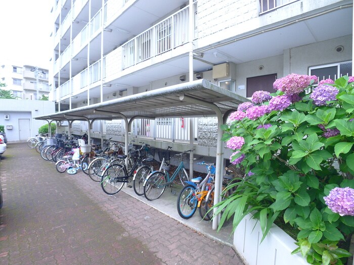 物件外観写真5　(駐輪場)