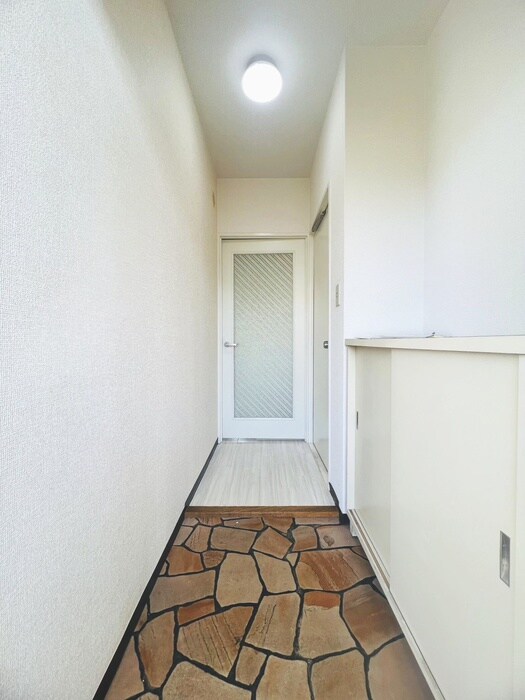 物件内観写真18　(廊下)