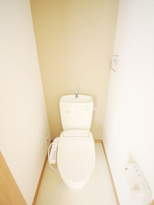 物件内観写真9　(トイレ)