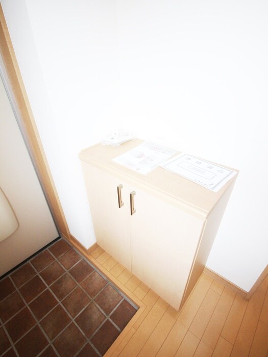 物件内観写真12　(靴箱)