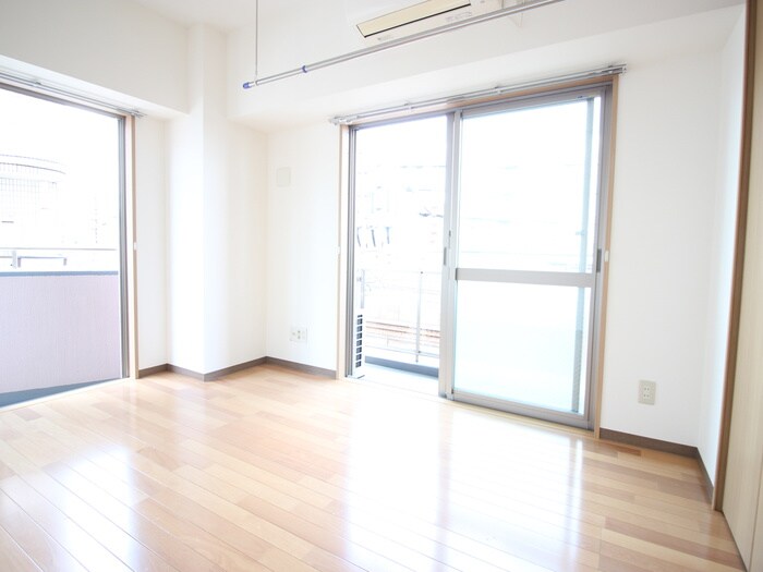 物件内観写真10　(居室)