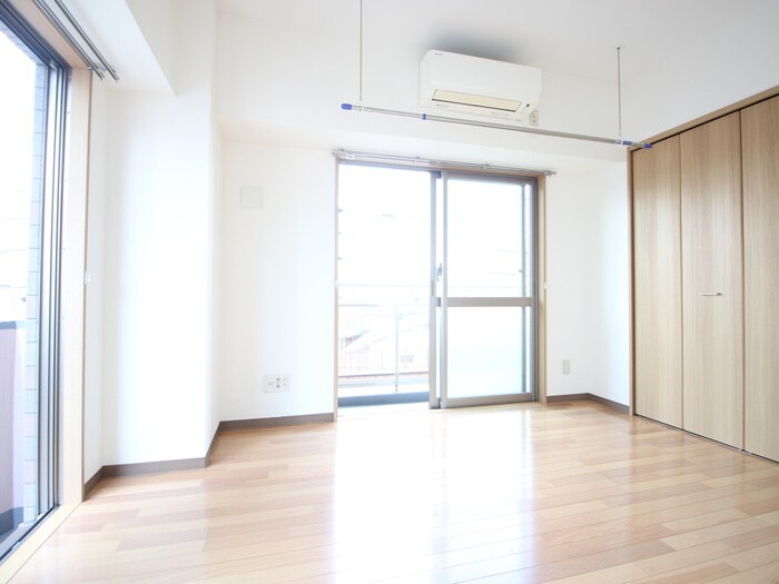 物件内観写真19　(居室)