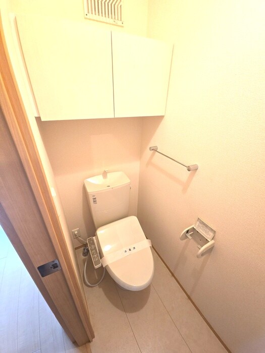 物件内観写真9　(トイレ)