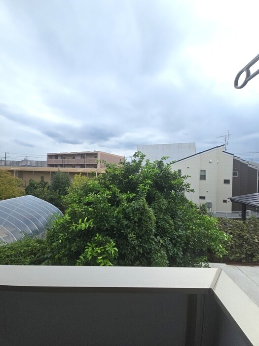 物件内観写真22　(室内からの展望)