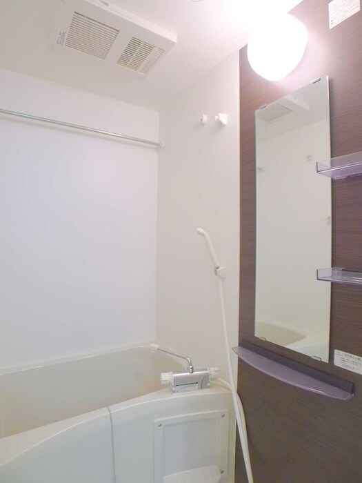 物件内観写真13　(バス／シャワールーム等)
