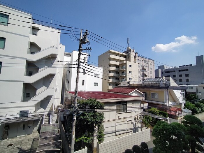 物件内観写真21　(室内からの展望)