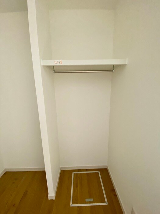 物件内観写真9　(収納)