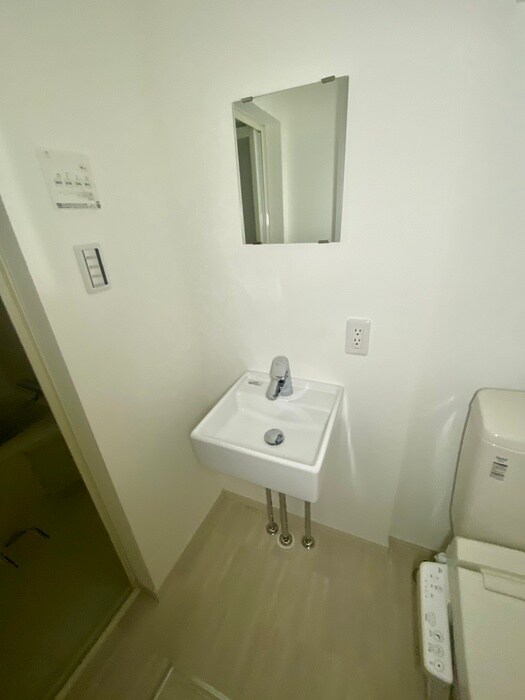 物件内観写真14　(洗面)