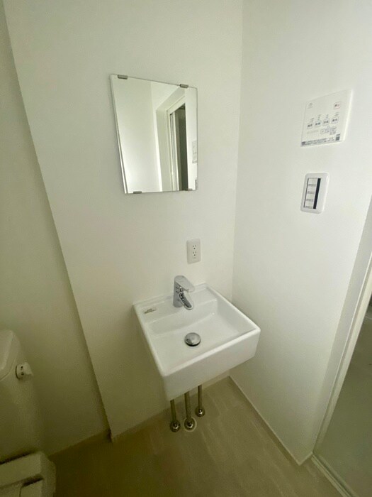 物件内観写真14　(洗面)