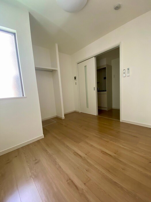 物件内観写真22　(居室)