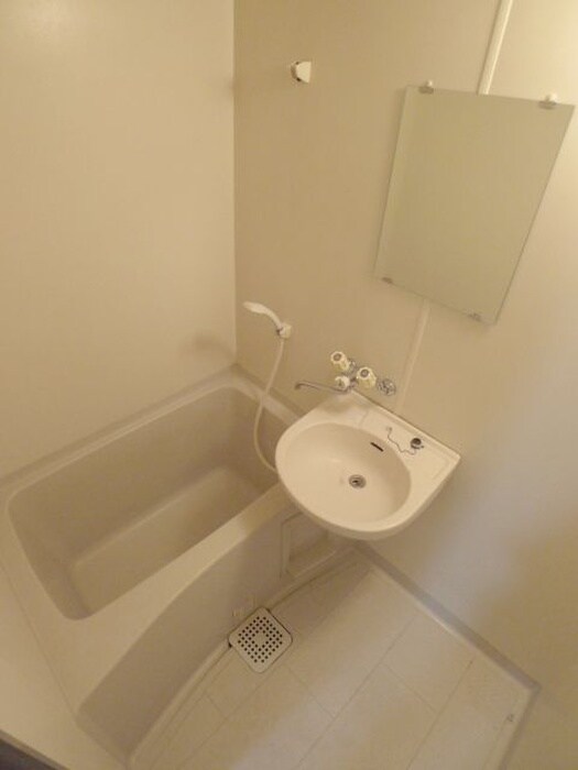 物件内観写真10　(バス／シャワールーム等)