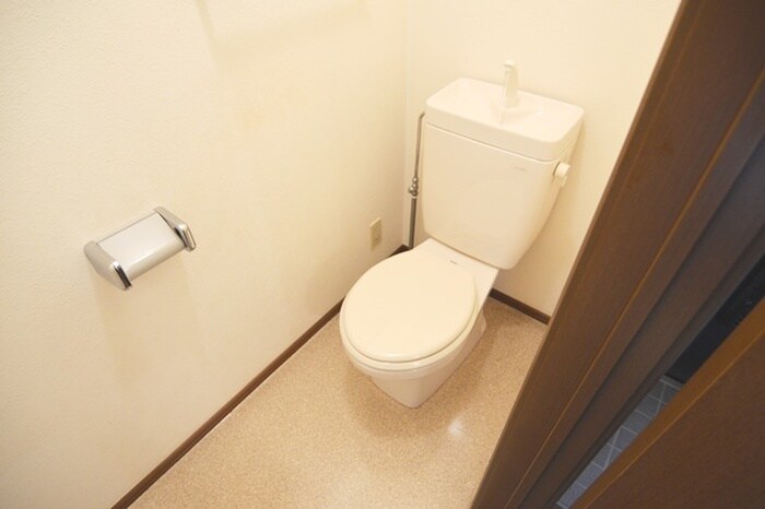 物件内観写真11　(トイレ)
