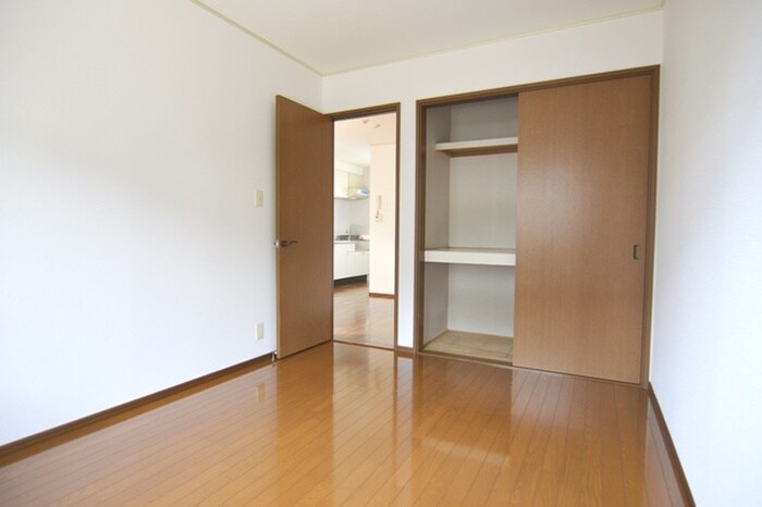 物件内観写真13　(居室)