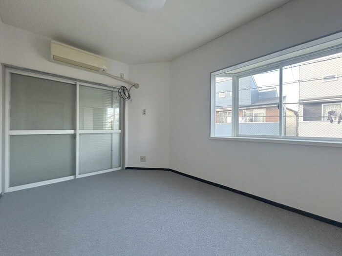 物件内観写真8　(居室)