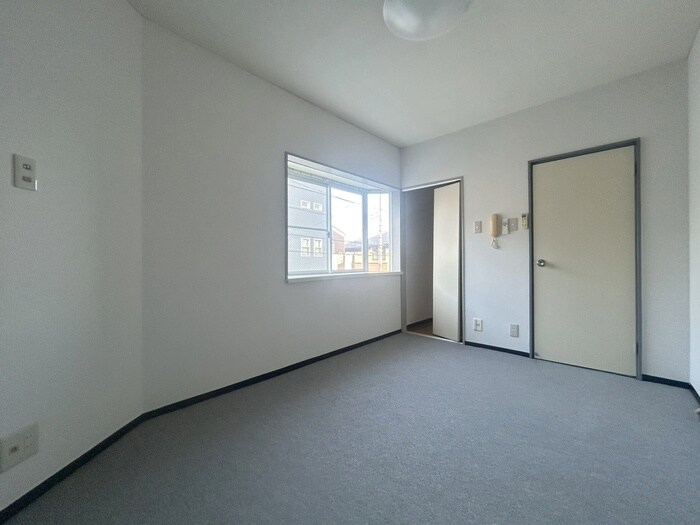 物件内観写真9　(居室)