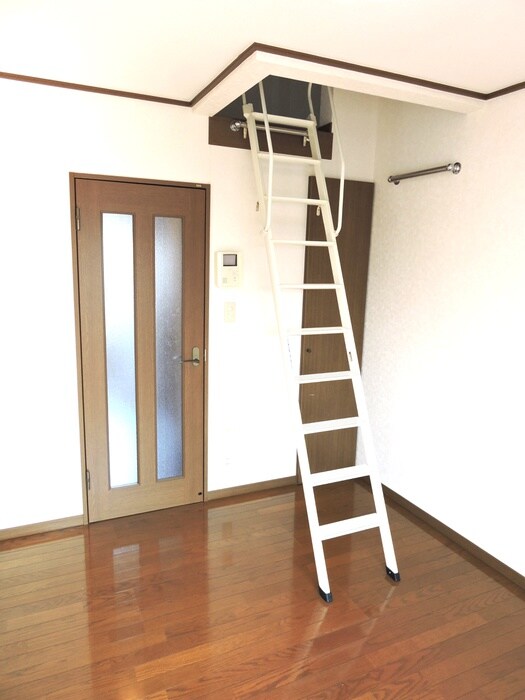 物件内観写真5　(居室)