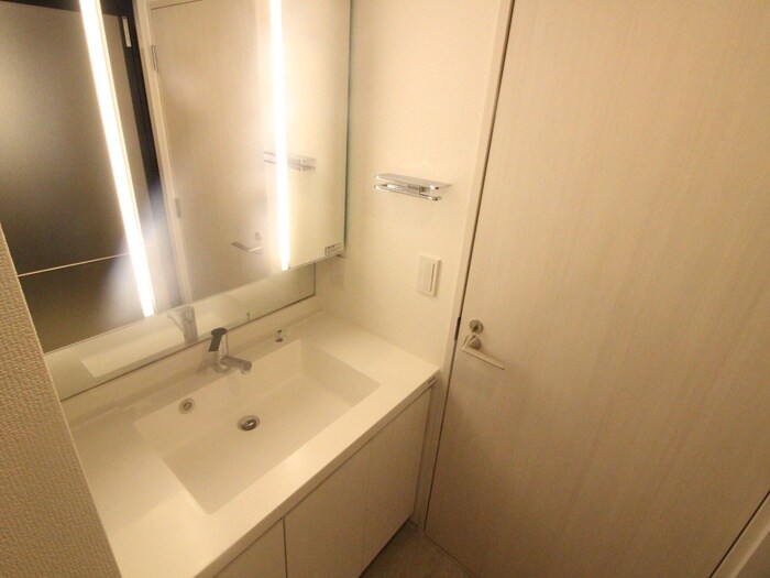 物件内観写真10　(洗面)