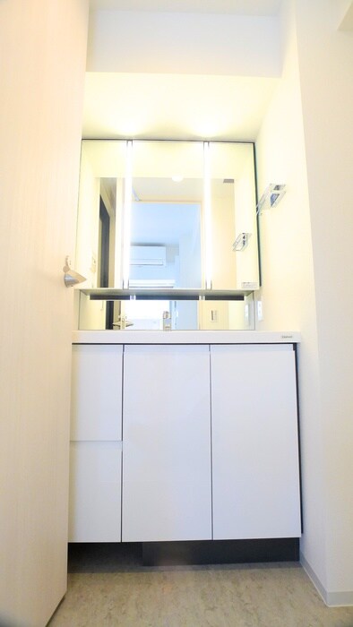 物件内観写真12　(洗面)