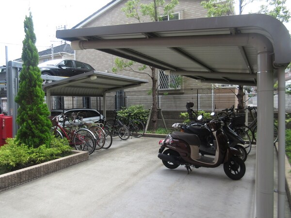 バイク置き場