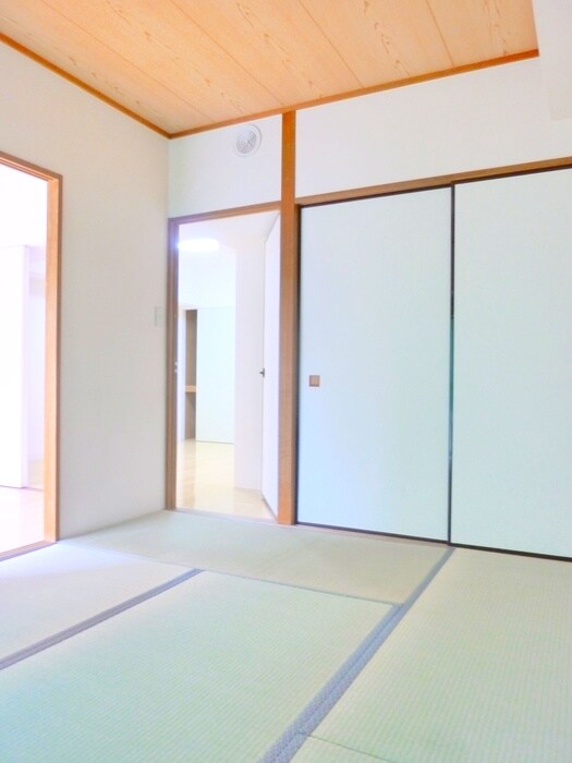 物件内観写真16　(居室)