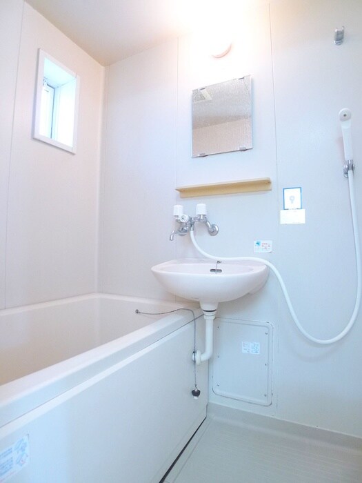 物件内観写真10　(バス／シャワールーム等)