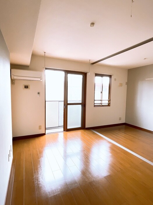 物件内観写真6　(居室)