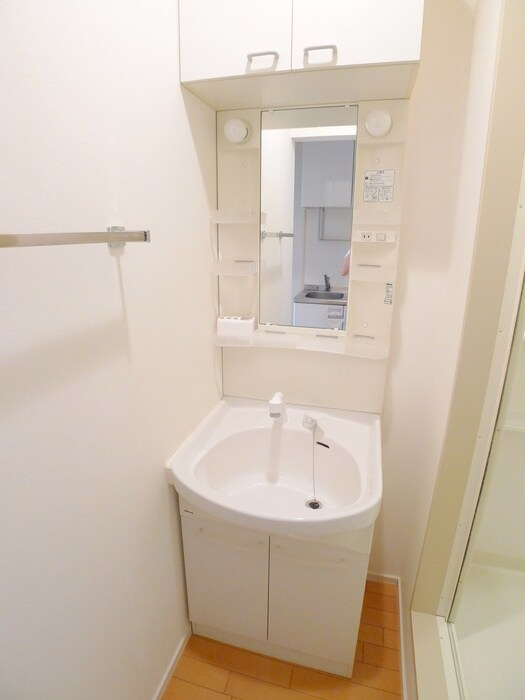 物件内観写真13　(洗面)