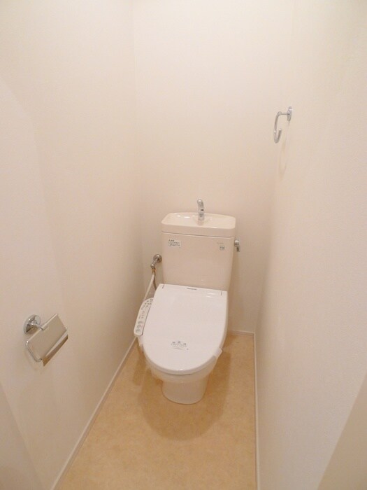 物件内観写真15　(トイレ)