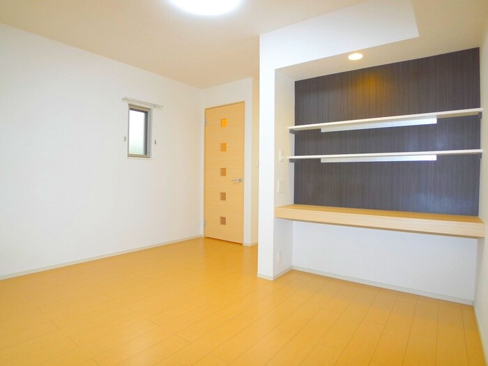 物件内観写真10　(収納)