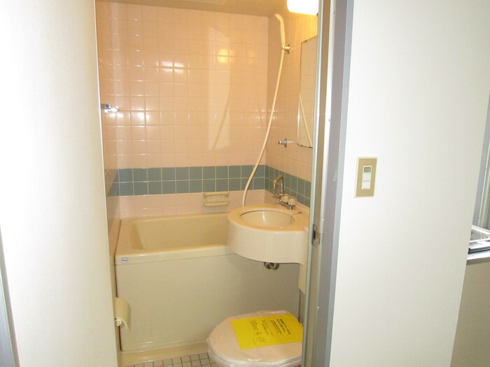物件内観写真12　(バス／シャワールーム等)