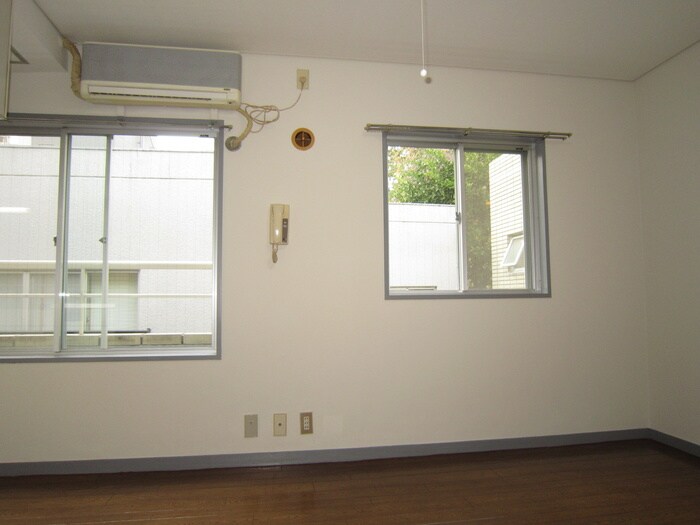 物件内観写真14　(居室)