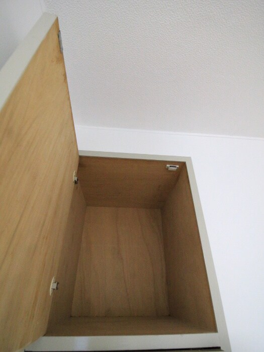 物件内観写真16　(収納)