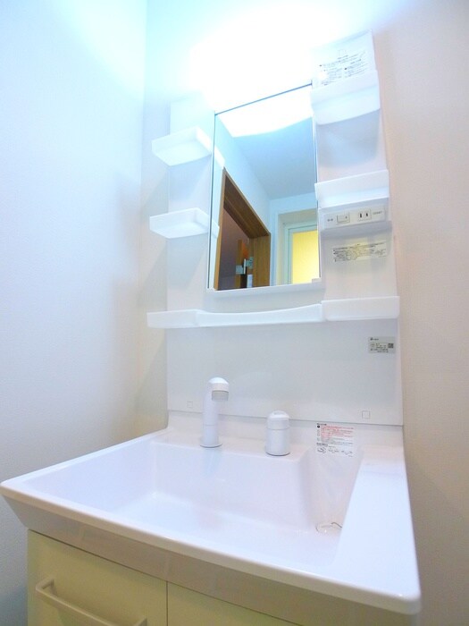 物件内観写真10　(洗面)