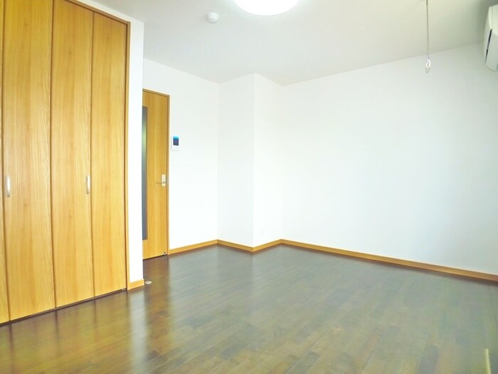 物件内観写真13　(居室)