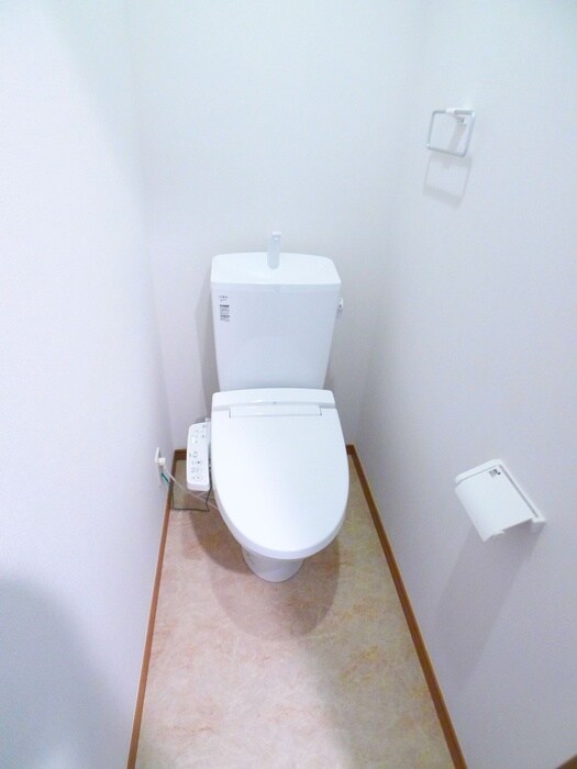 物件内観写真17　(トイレ)