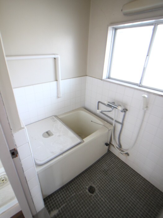 物件内観写真10　(バス／シャワールーム等)