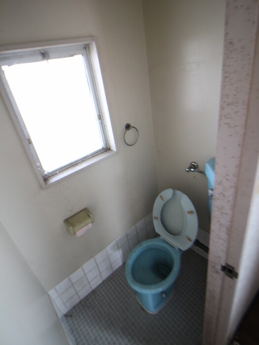 物件内観写真12　(トイレ)