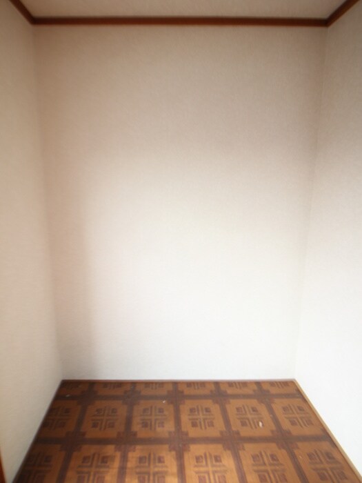 物件内観写真18　(居室)