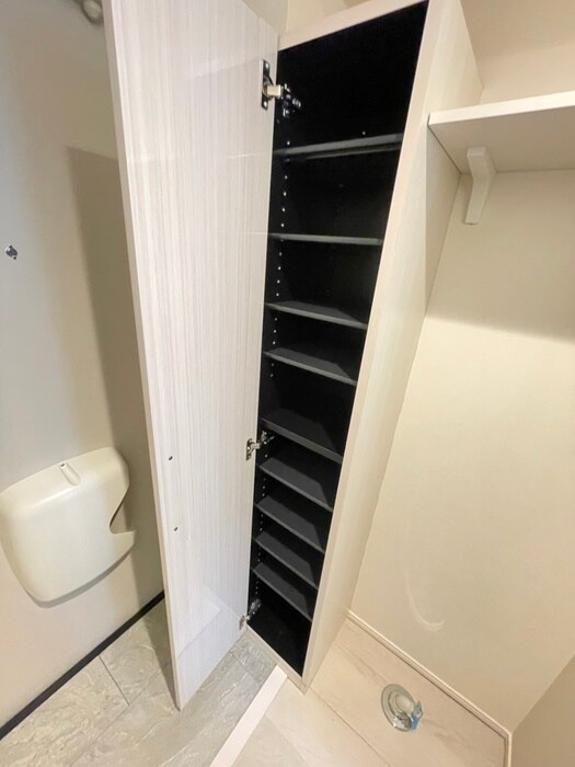 物件内観写真17　(靴箱)