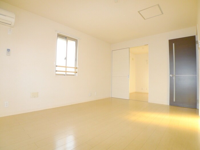 物件内観写真8　(内観写真)