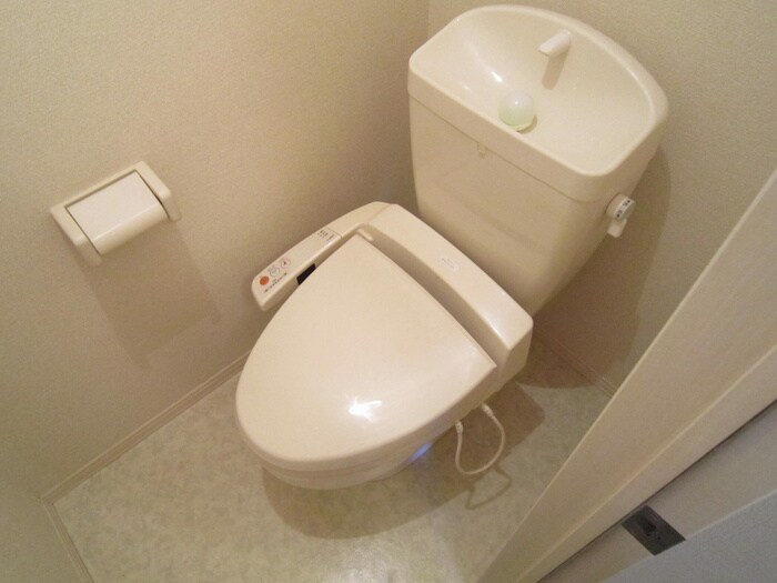 物件内観写真16　(トイレ)