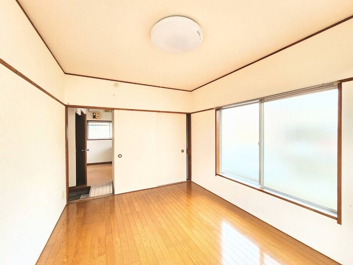 物件内観写真9　(居室)